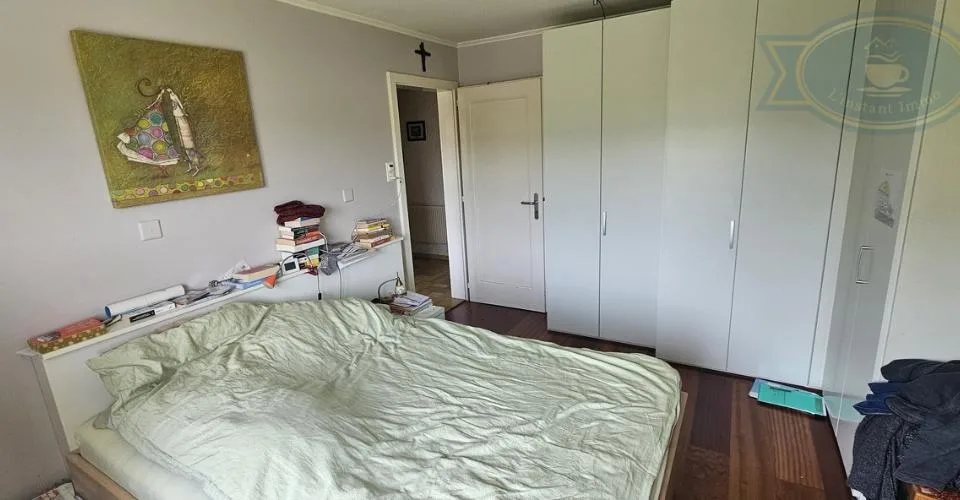 Maison de deux logements avec grande parcelle et pavillon aménageable