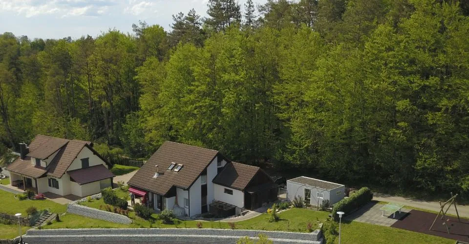 Très belle propriété rénovée située à Fontenais – Foto 16 von 16