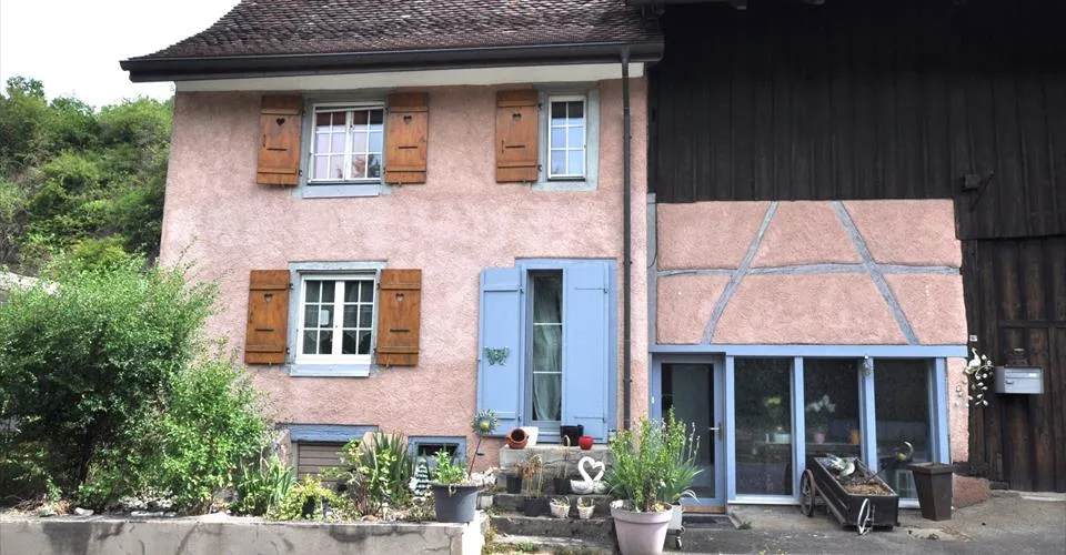 Dorfhaus mit Charme in Beurnevésin – foto 20 di 21