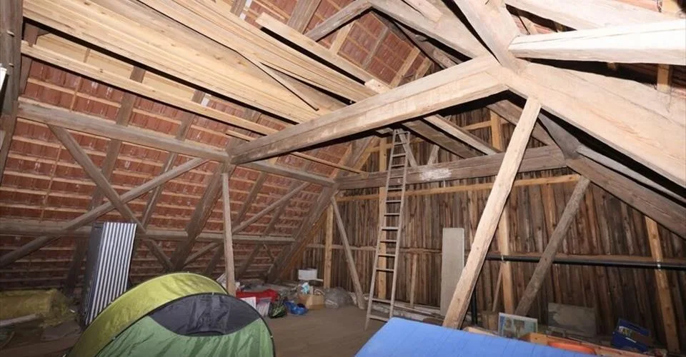 Appartement à vendre de 4.5 pièces dans une ferme rénovée à Chevenez