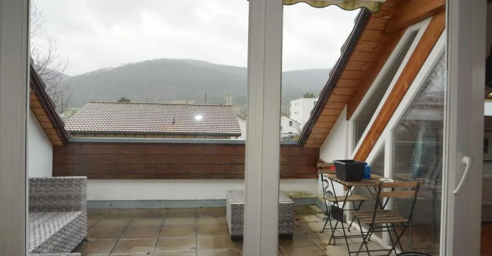 ARI-212 - Immeuble mixte de 250 m2 sur une parcelle de 723 m2 à Bassecourt – Foto 10 von 13