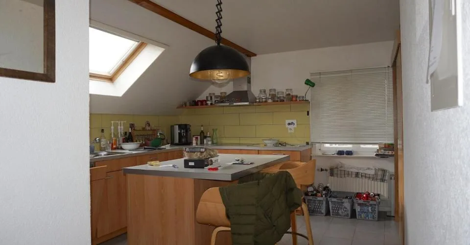 ARI-212 - Immeuble mixte de 250 m2 sur une parcelle de 723 m2 à Bassecourt – Foto 7 von 13