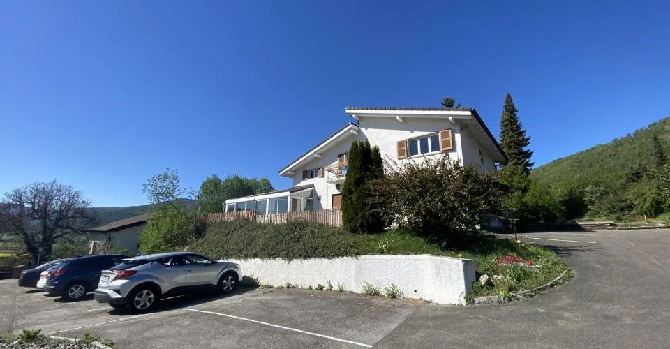 Villa, Boécourt - 595000