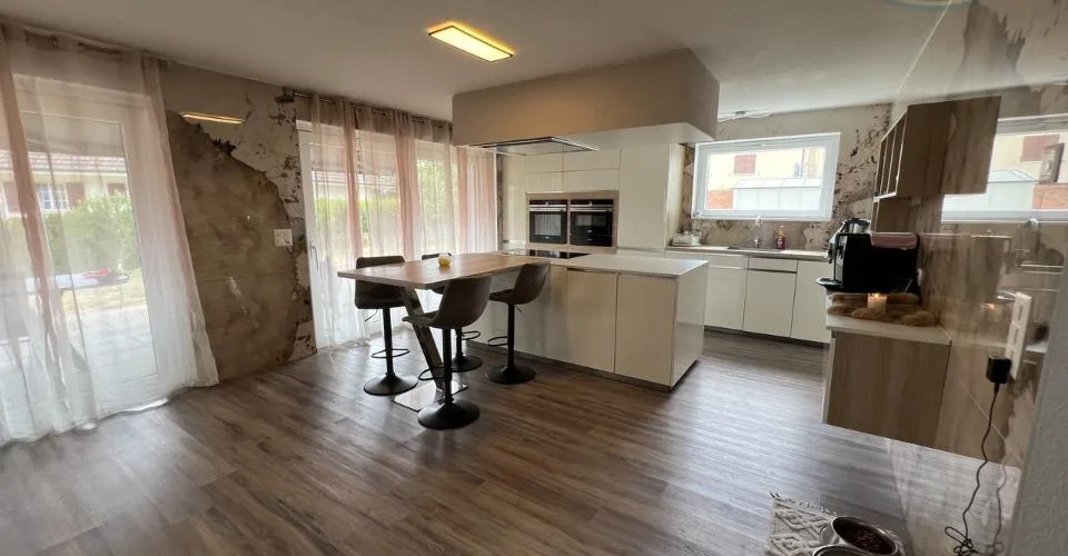 Maison contemporaine en lisière de forêt à Bonfol – foto 5 di 12