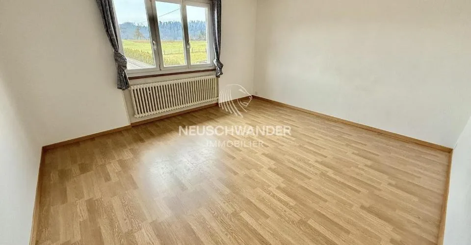 À vendre dans le village de Coeuve charmante maison de 6 pièces