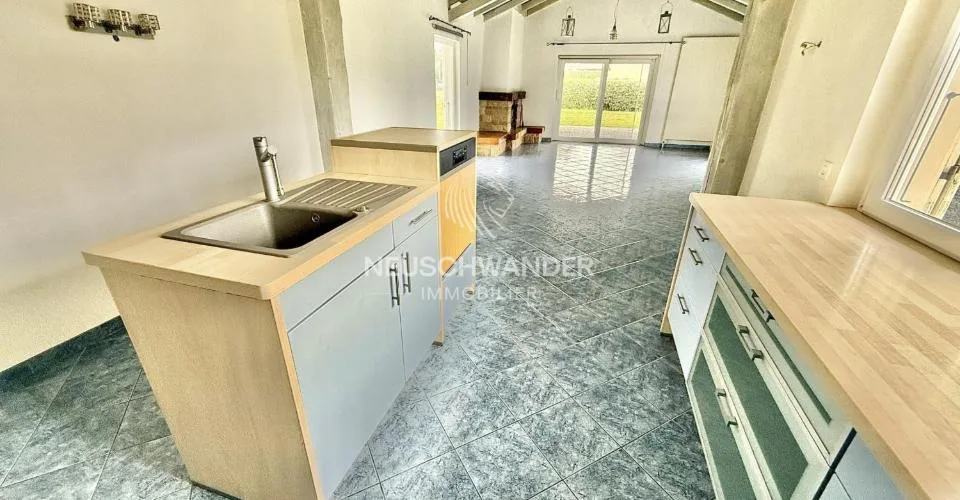 À vendre dans le village de Coeuve charmante maison de 6 pièces