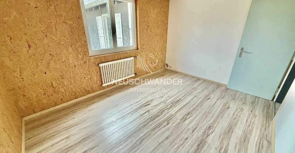 À vendre dans le village de Coeuve charmante maison de 6 pièces