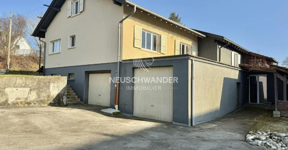 À vendre dans le village de Coeuve charmante maison de 6 pièces