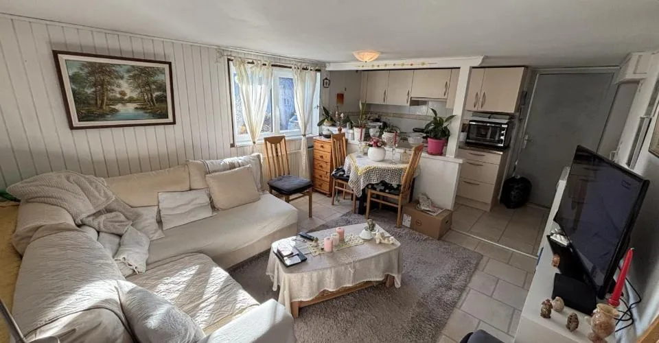 Maison familiale de 9 pièces à vendre à Fontenais