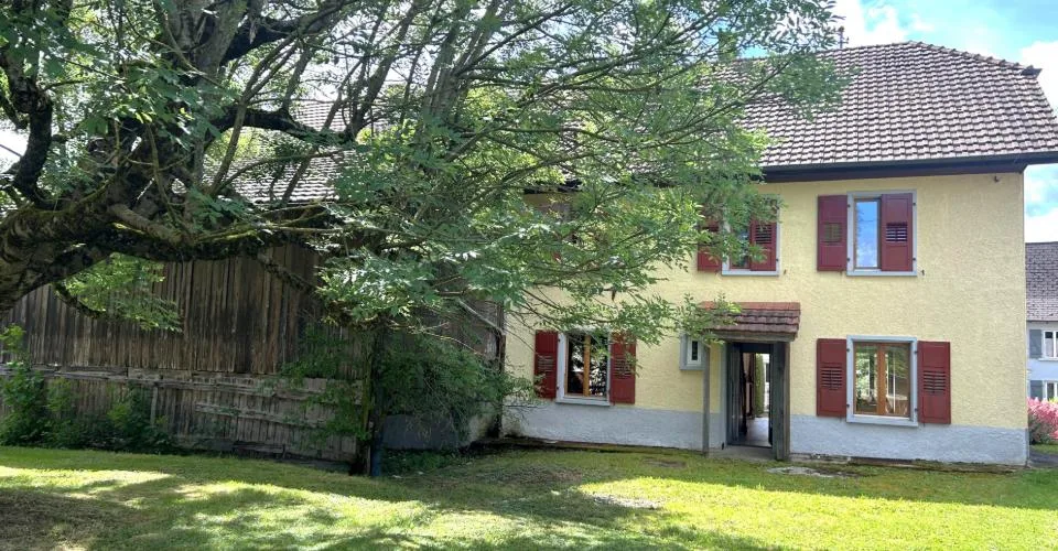Jolie propriété villageoise située à Montignez