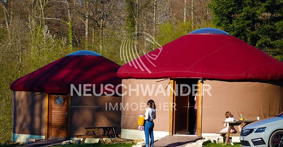 À vendre à Réclère site touristique très fréquenté mondialement connu