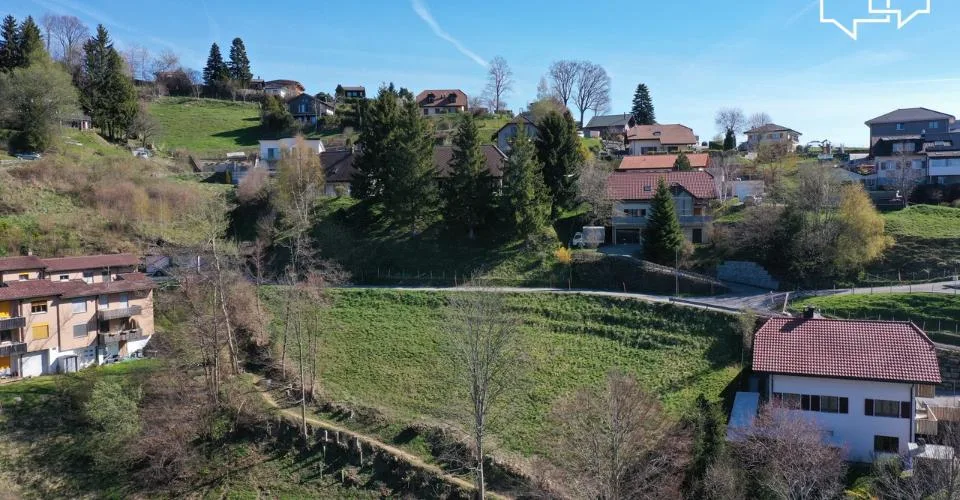 Terrain à bâtir avec permis en force pour 4 villas contiguës