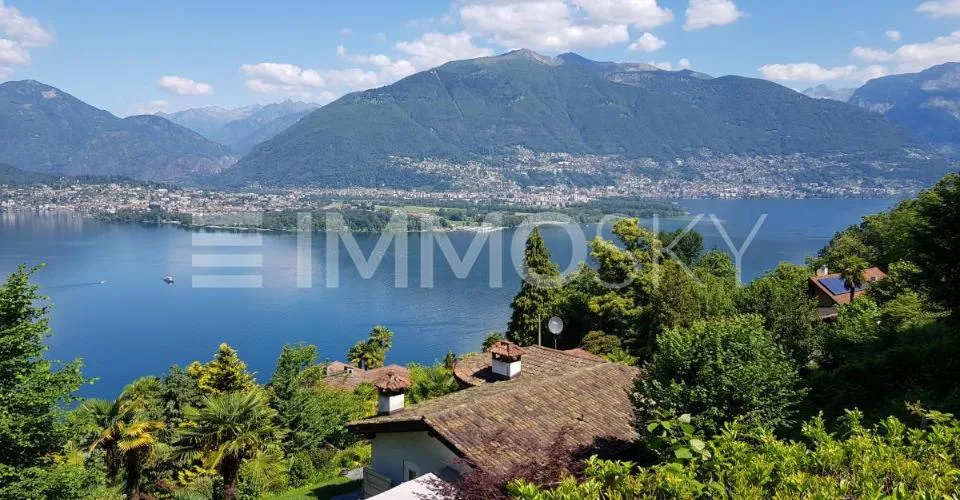 Costruisci la tua casa con vista stupenda