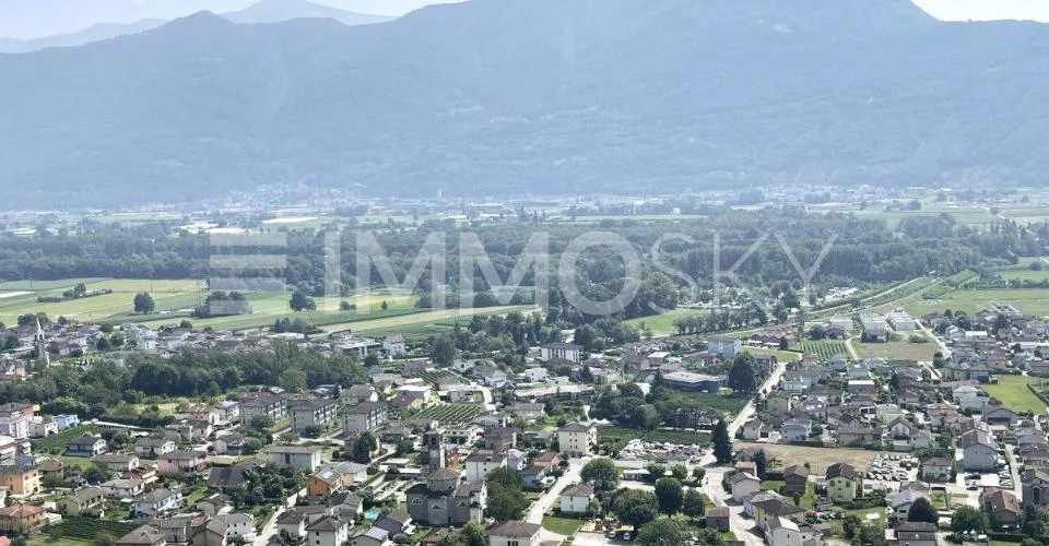 Terreno in zona residenziale molto soleggiato