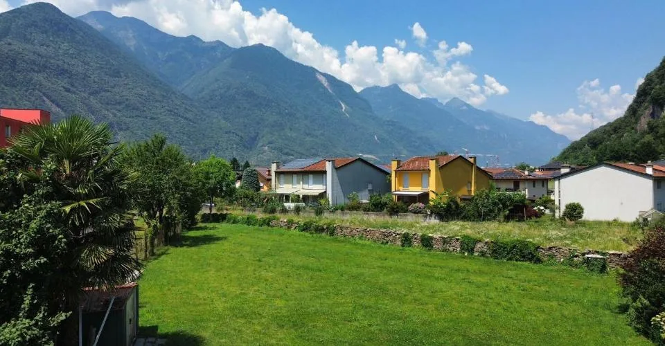 Terreno edificabile in vendita a Castione  La posizione ideale per realizzare la casa dei tuoi sogni