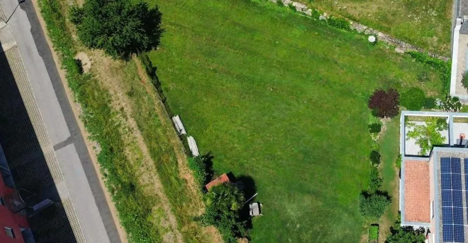Terreno edificabile in vendita a Castione  La posizione ideale per realizzare la casa dei tuoi sogni