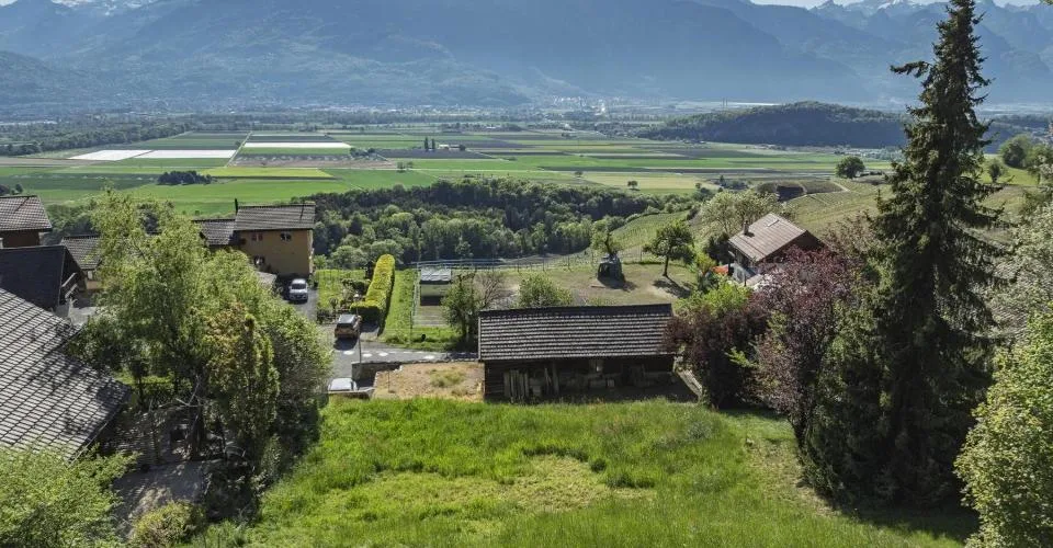 Antagnes - Ollon - Terrain à bâtir de 893 m2 avec couvert à voitures