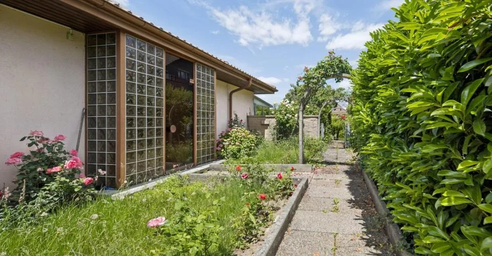 Terrain à fort potentiel avec maison existante pour investisseur