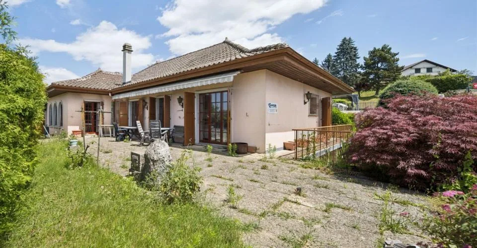 Terrain à fort potentiel avec maison existante pour investisseur