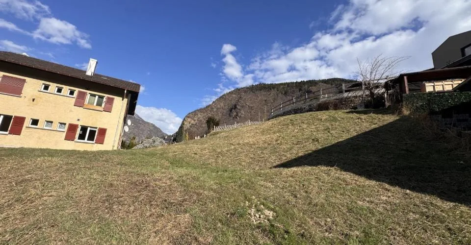 Ruhiges 0-Zimmer-Baugrundstück mit Entwicklungspotenzial, Visp