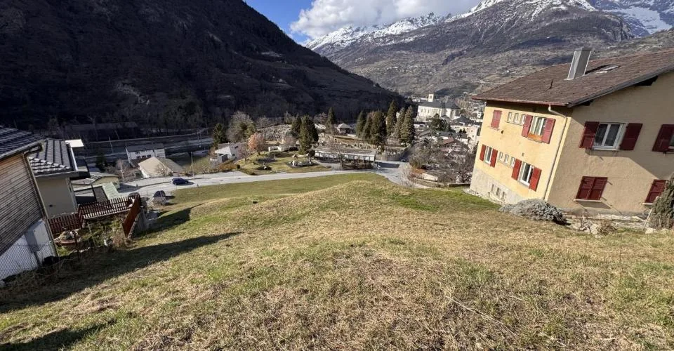 Ruhiges 0-Zimmer-Baugrundstück mit Entwicklungspotenzial, Visp