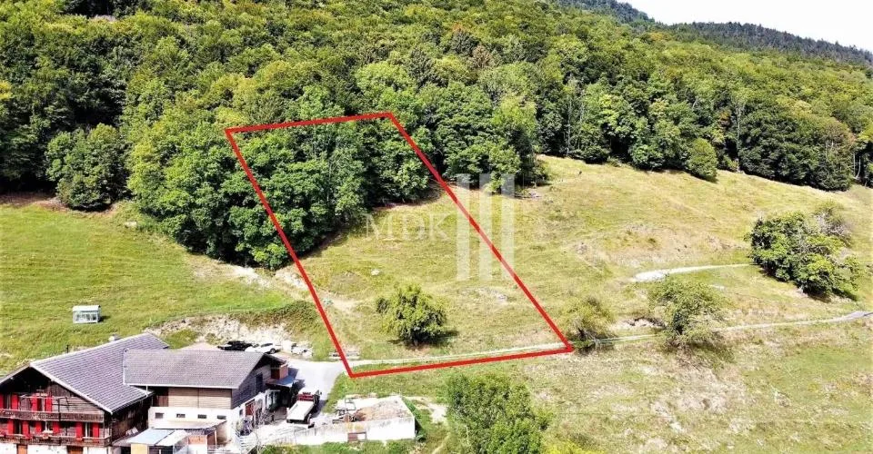 Opportunité terrain à bâtir aux Neyres