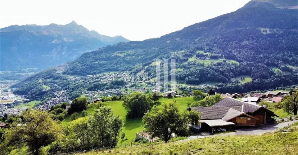 Opportunité terrain à bâtir aux Neyres