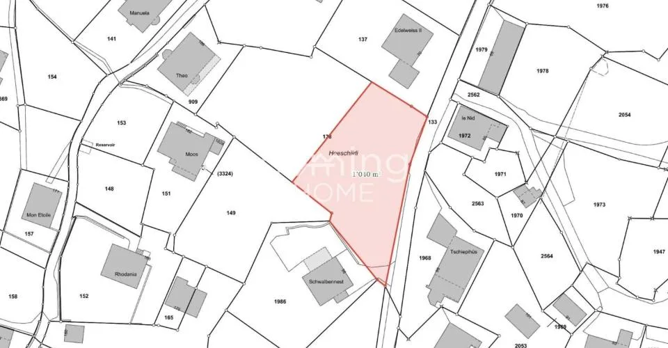 Construire là où d'autres passent leurs vacances - 1'040 m² de terrain constructible avec vue sur les montagnes à Grächen