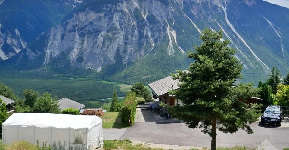 Belle parcelle de 589 m2 avec vue imprenable sur les alpes Valaisanne