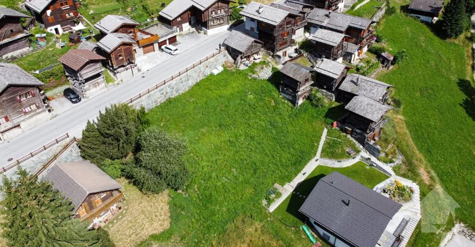 Très belle parcelle à construire au centre d'Ayer – Foto 6 von 11