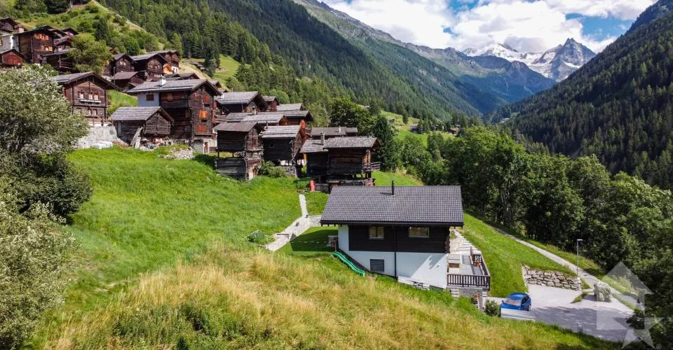 Très belle parcelle à construire au centre d'Ayer – Foto 9 von 11