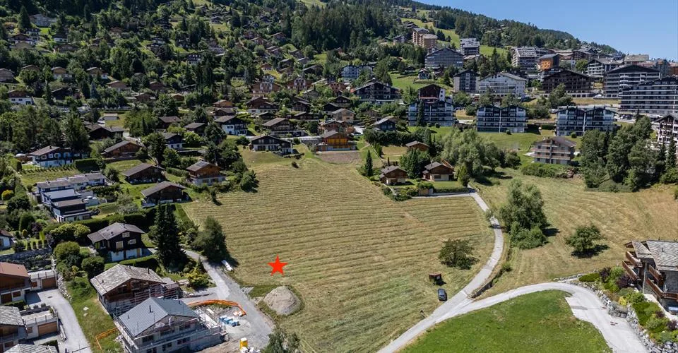 Terrain viabilisé libre de mandat dans un quartier résidentiel très proche du centre de la station