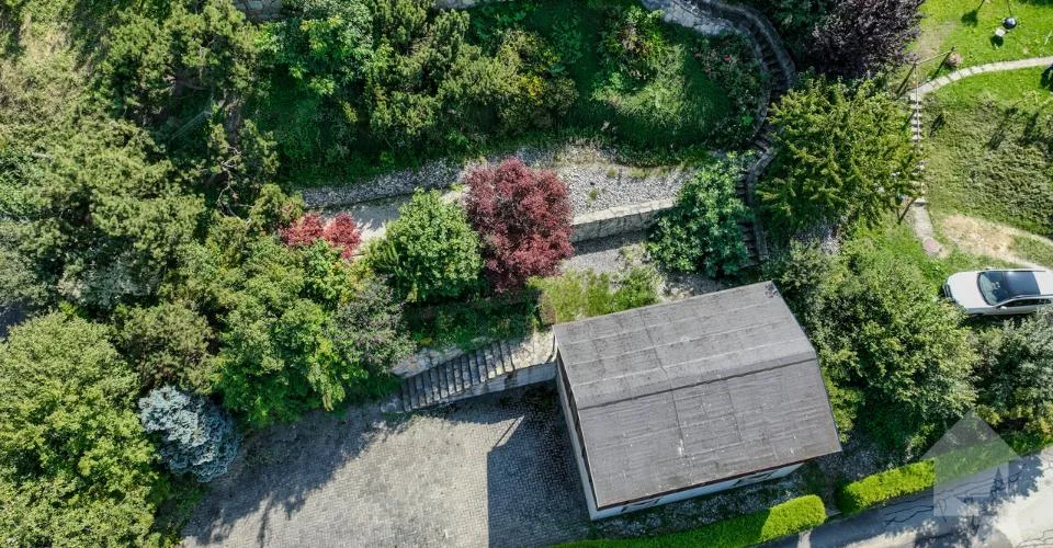 Terrain et bâtiment à rénové avec permis
