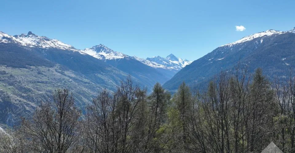 Terrain aux Masses avec vue dégagée