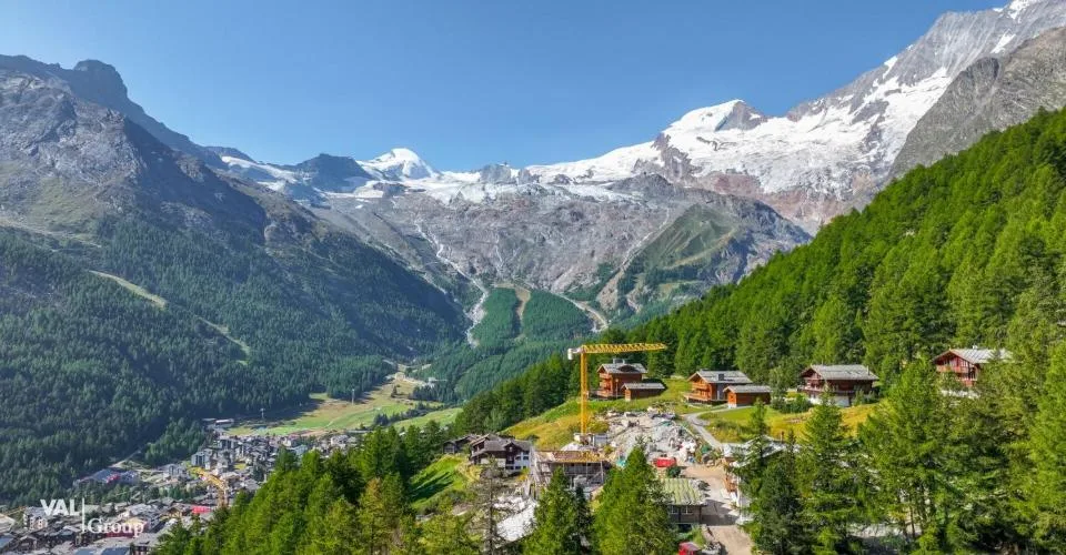 Beaux terrains à bâtir avec des vues magnifiques à Saas-Fee