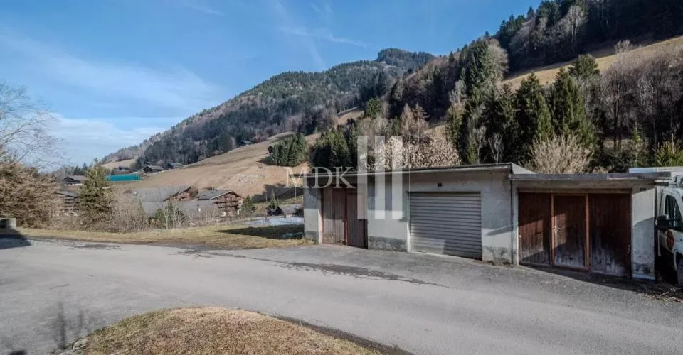 Parcelle constructible avec garage box à Val-d'Illiez