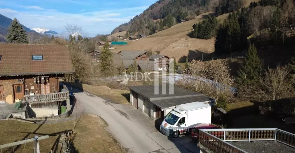 Parcelle constructible avec garage box à Val-d'Illiez