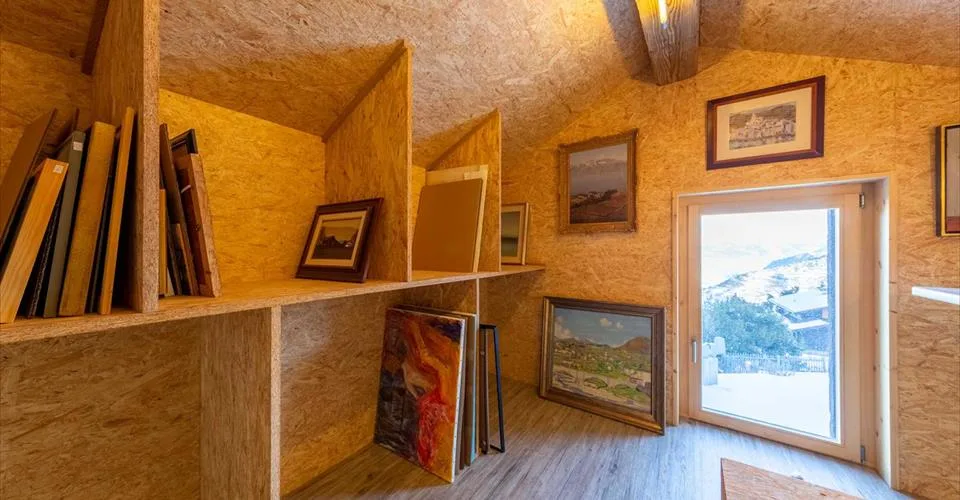 Terrain SANS mazot avec autorisation de construire en force pour un chalet