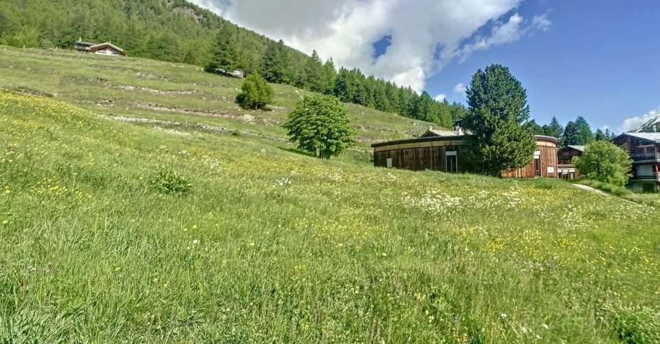 Terrain à bâtir parfaitement situé