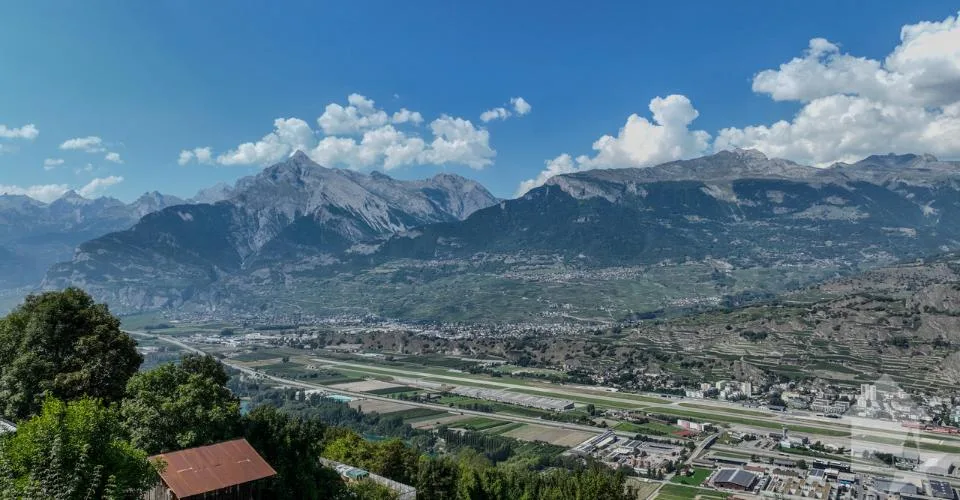 Magnifique terrain avec permis en force – foto 5 di 6