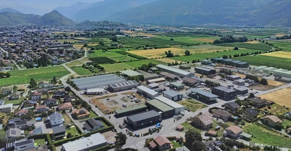 Terrain avec permis de construire à Vétroz
