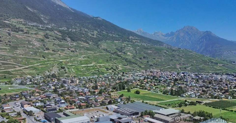 Terrain avec permis de construire à Vétroz
