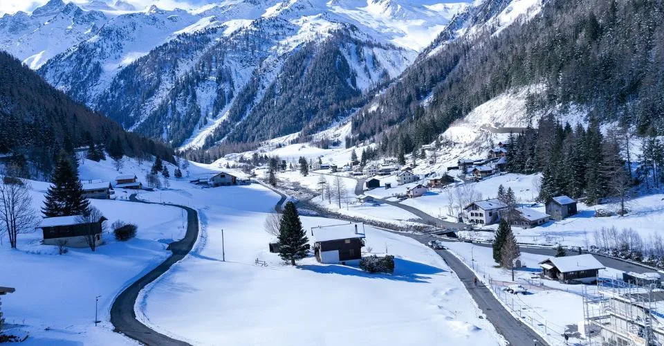 Trient – 4 parcelles à bâtir en cadre alpin