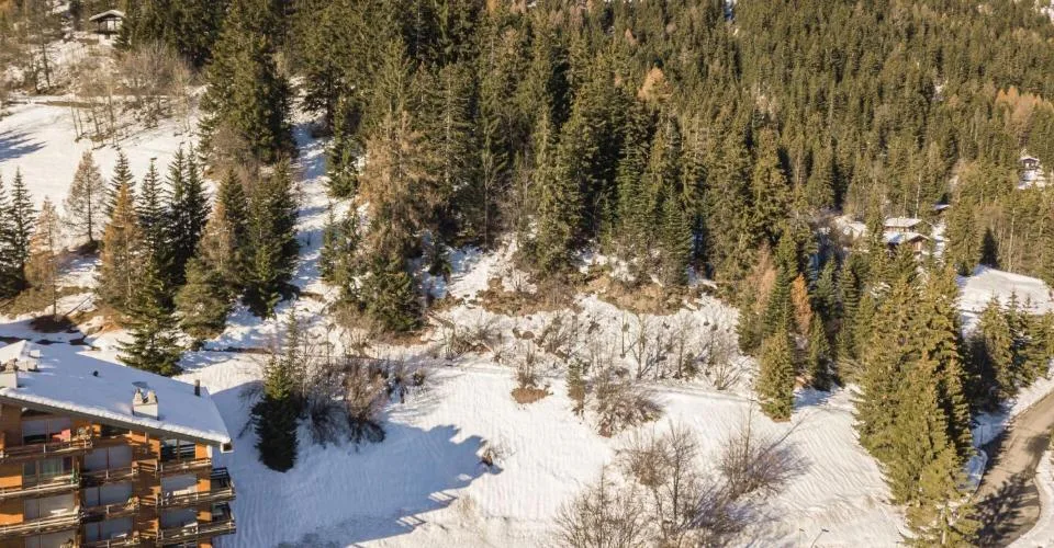 Magnifique terrain à bâtir au coeur de la station