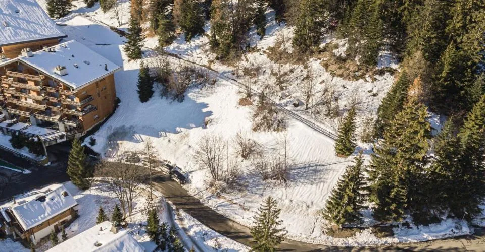 Magnifique terrain à bâtir au coeur de la station