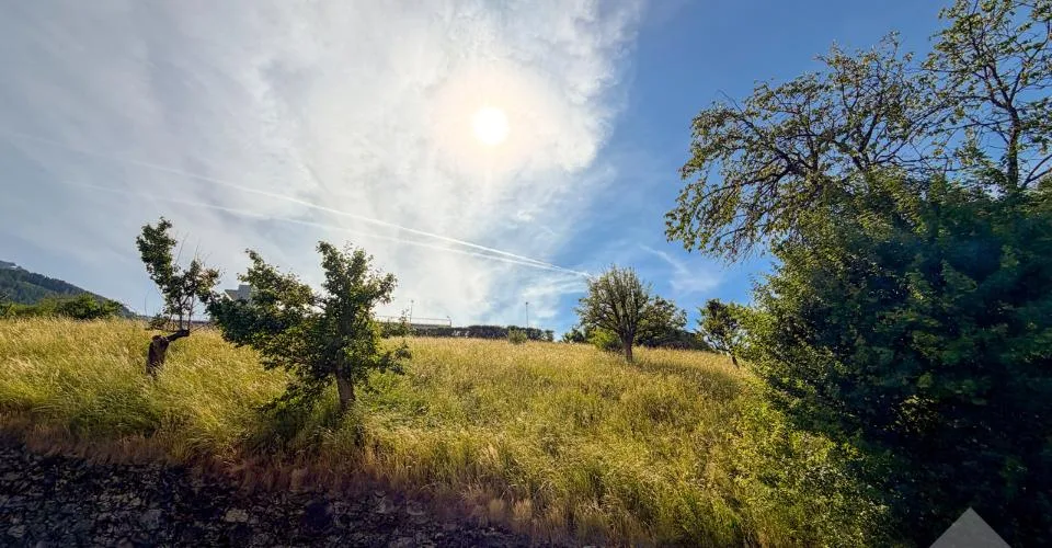 Terrain à bâtir de 625 m² – Vue panoramique sur les Alpes