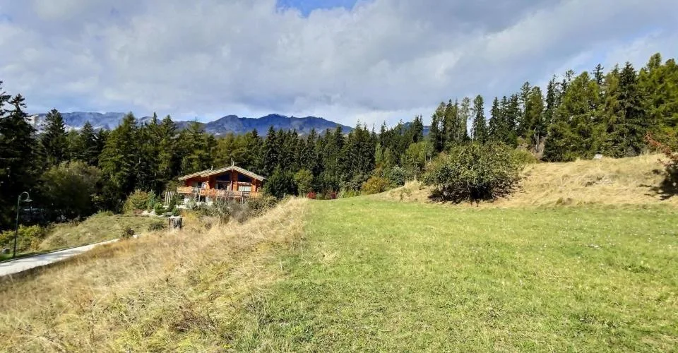Objet rare à Crans-Montana - Grande parcelle à construire - Cadre Verdoyant, vue montagnes – Foto 3 von 10