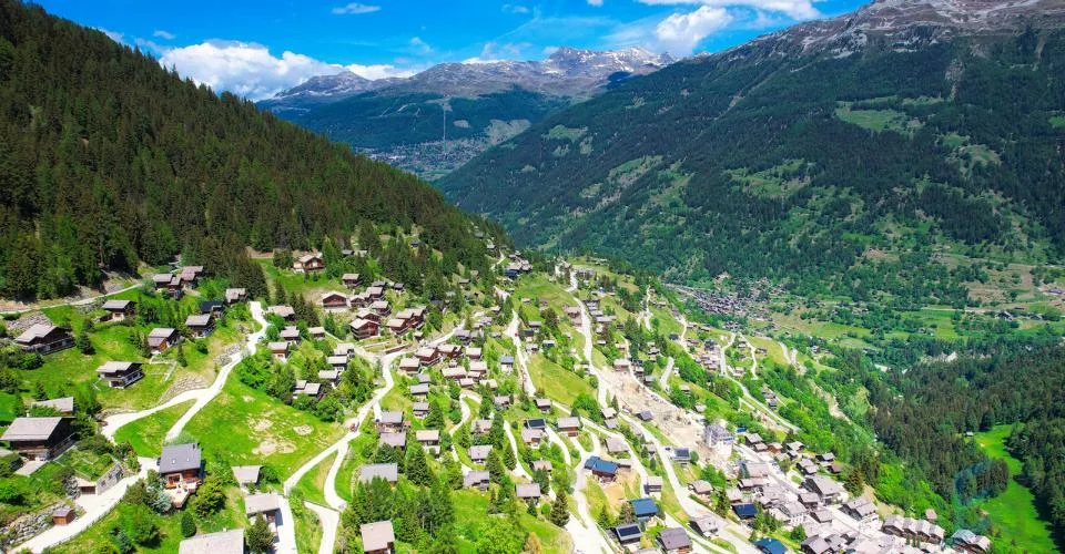EXCLUSIVITE Beau terrain à bâtir de 1'100m² sur les hauts de Grimentz