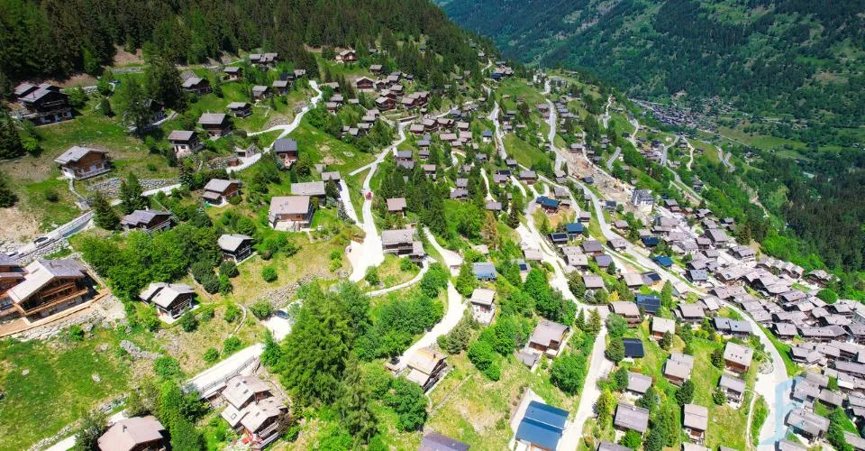 EXCLUSIVITE Beau terrain à bâtir de 1'100m² sur les hauts de Grimentz
