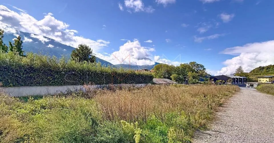 Terrain d'exception sur les hauts de Sion